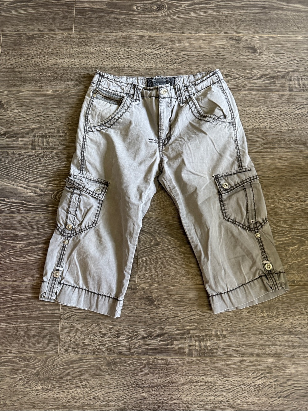Guess Light 100% cotton cargo shorts